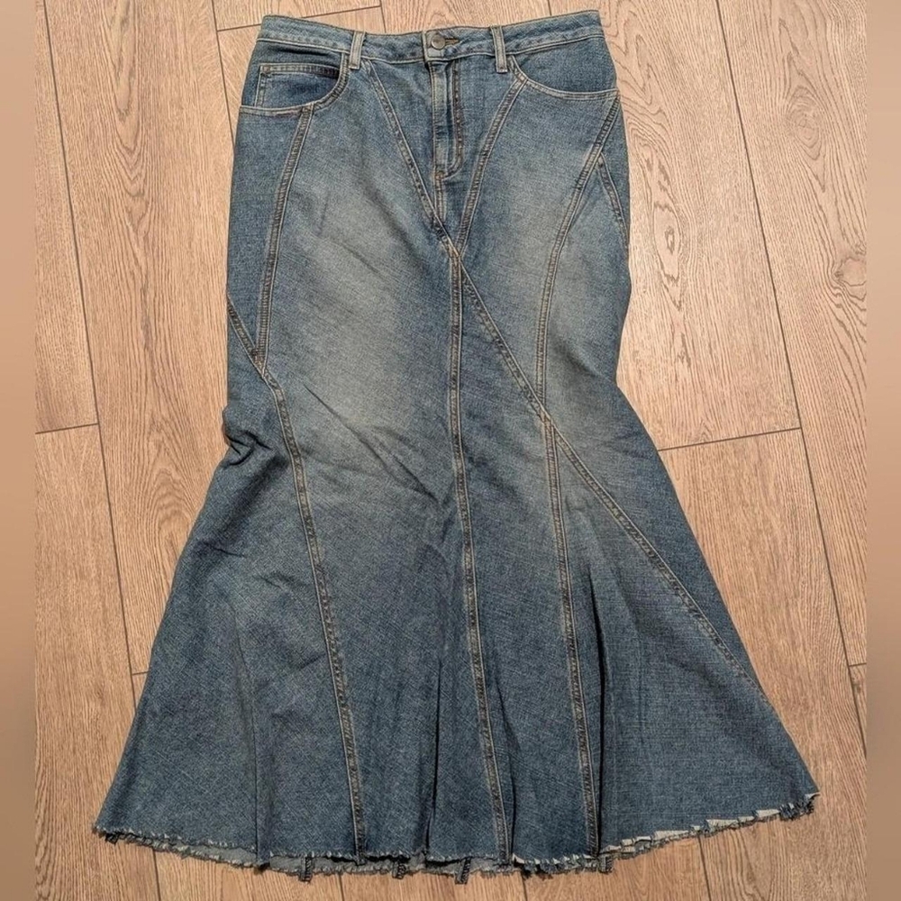 Women's Blue Denim Flared Jeans